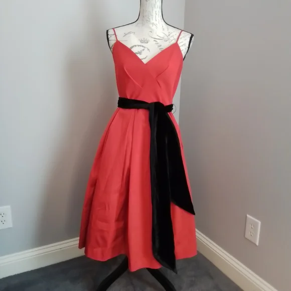 🎉HP🎉 J. Crew A-Line Holiday Red Spaghetti Strap Dress With Velvet Sash - 4 - Picture 9 of 15